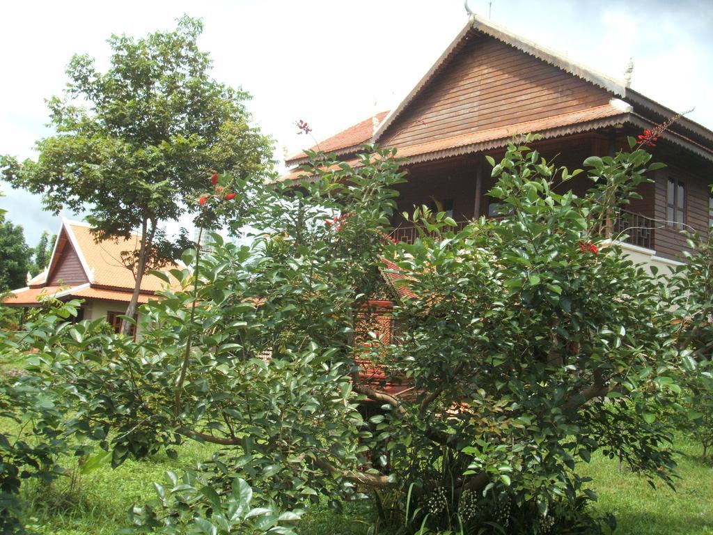 Green Plateau Lodge Banlung Esterno foto